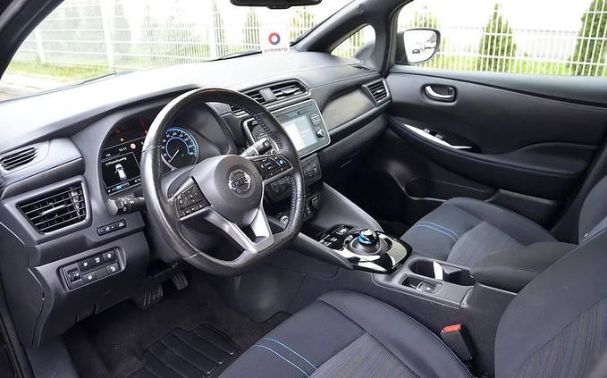 Nissan Leaf cena 64900 przebieg: 105236, rok produkcji 2018 z Radom małe 379